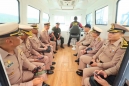 ผู้บัญชาการ ทัพเรือภาคที่ 3/ผอ.ศรชล.ภาค 3 ตรวจแม่น้ำกระบุรี ชายแดนไทย-เมียนมา เพื่อติดตามสถานการณ์การลักลอบขนยางพาราแผ่น เข้าประเทศ